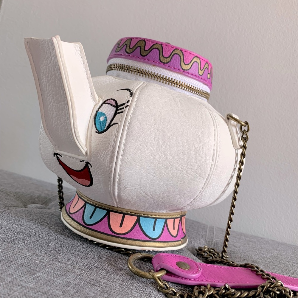 RARE FIND Mrs. Potts Loungefly Disney crossbody bag